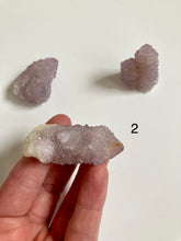 Charger l'image dans la galerie, Améthyste cactus - Pièces uniques brutes d'améthyste cactus - Vertus de l'améthyste cactus en lithothérapie