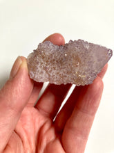 Charger l'image dans la galerie, Améthyste cactus - Pièces uniques brutes d'améthyste cactus - Vertus de l'améthyste cactus en lithothérapie