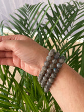 Charger l'image dans la galerie, Labradorite - Bracelet 8 mm- Qualité AA