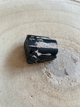 Charger l'image dans la galerie, Tourmaline - Brut - Extra