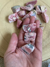 Charger l'image dans la galerie, Rhodochrosite