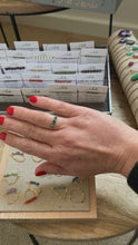 Charger et lire la vidéo dans la visionneuse de la Galerie, Bague OUI - Chrysocolle
