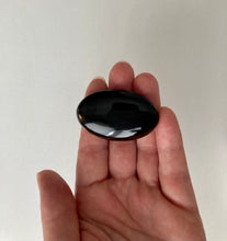 Charger l'image dans la galerie, Obsidienne midnight lace - vertus de l'obsidienne midnight lace en lithothérapie - galet d'obsidienne midnight lace
